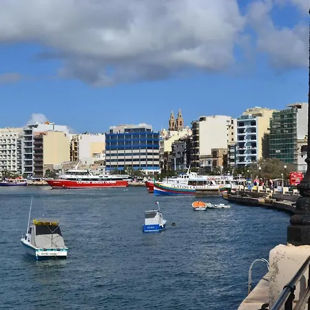 Apartmán Charming 2br House Of Character In W/wifi By 360 Estates Sliema