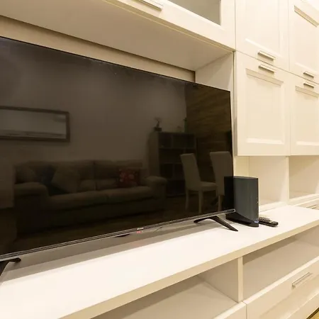 Charming 2br House Of Character In W/wifi By 360 Estates