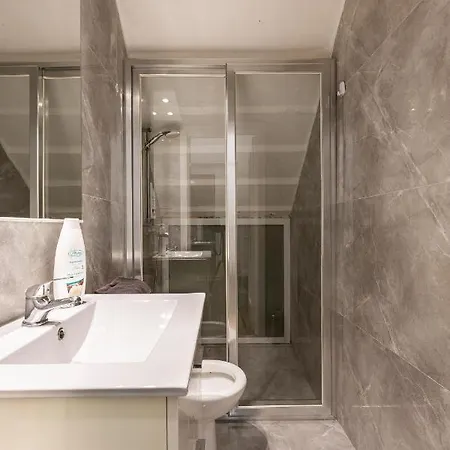 Charming 2br House Of Character In W/wifi By 360 Estates